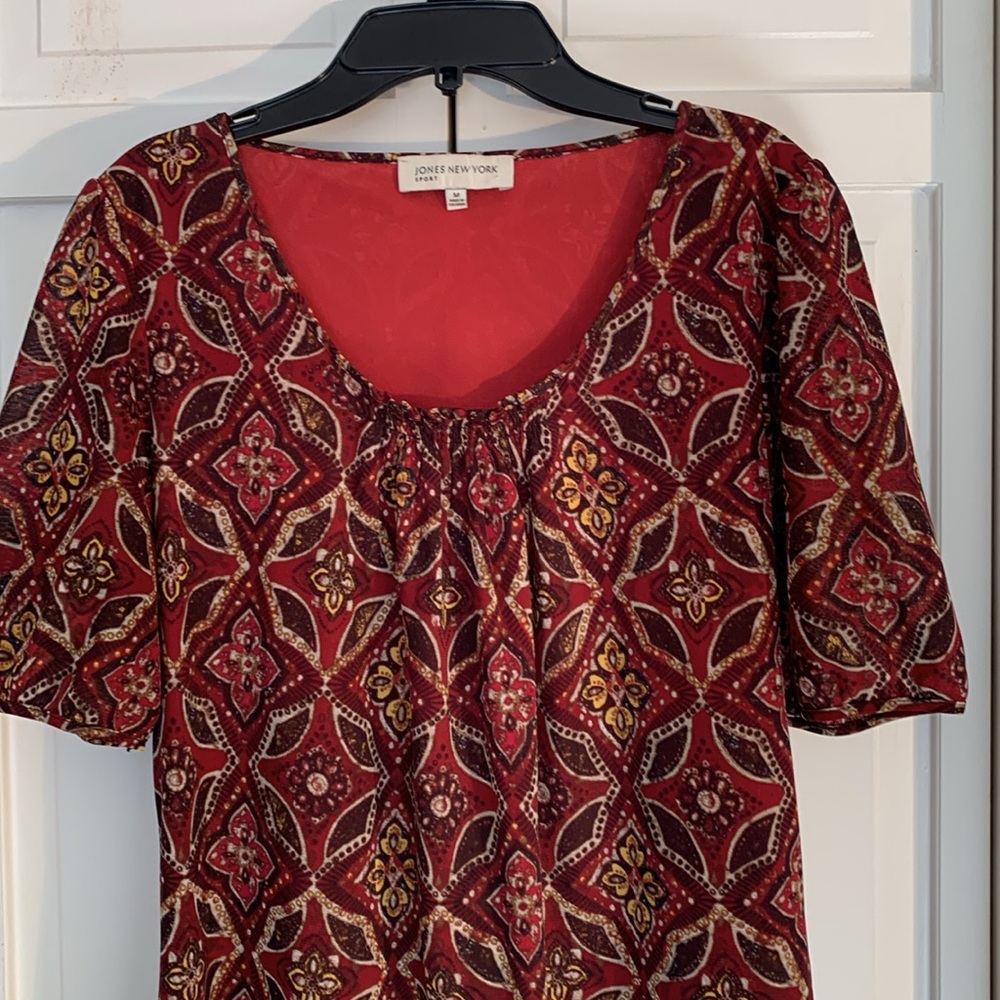Jones New York Red & Brown Scoop Neck Blouse EUC